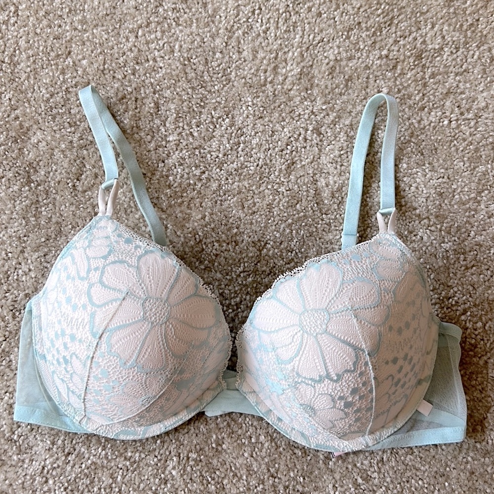 Victoria’s Secret Angels Push Up Bra, 38C